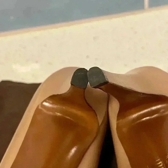 Gucci 269703 Nappa Charlotte Winter Rose Leather Pumps 39 With Box And Dust Bag - Picture 14 of 16